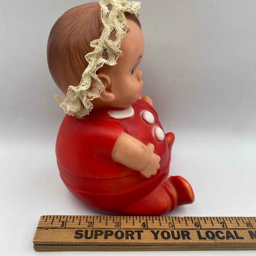 Vintage 1967 Uneeda Doll Co Plumpees Round Baby Doll Red Squeeze Toy 8 Inch - Picture 7 of 7